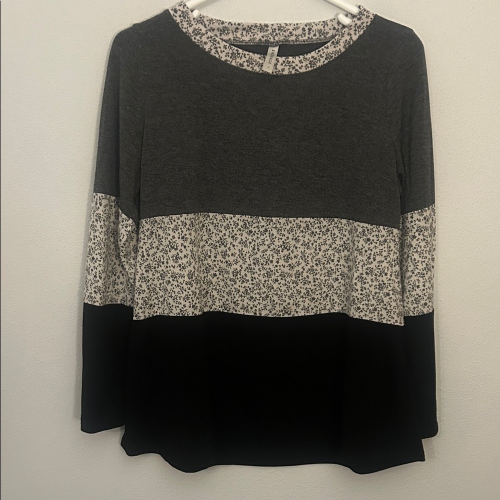 Emerald Gray and Black Long Sleeve Top